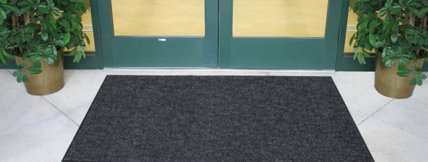 The Benefits of Using a Mat Rental Service for Your Workplace